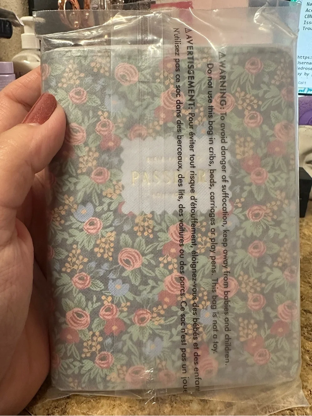 Rifle Paper Co Rosa Passport Holder